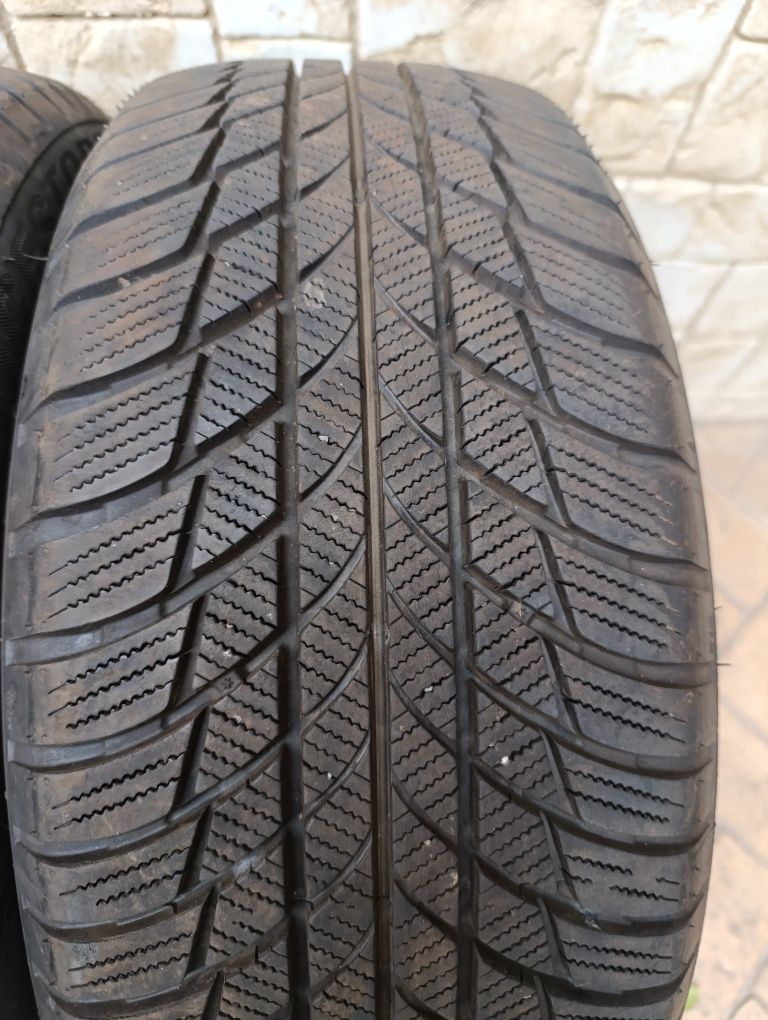 Зимни гуми Bridgestone 205/55/16 RFT dot 2022