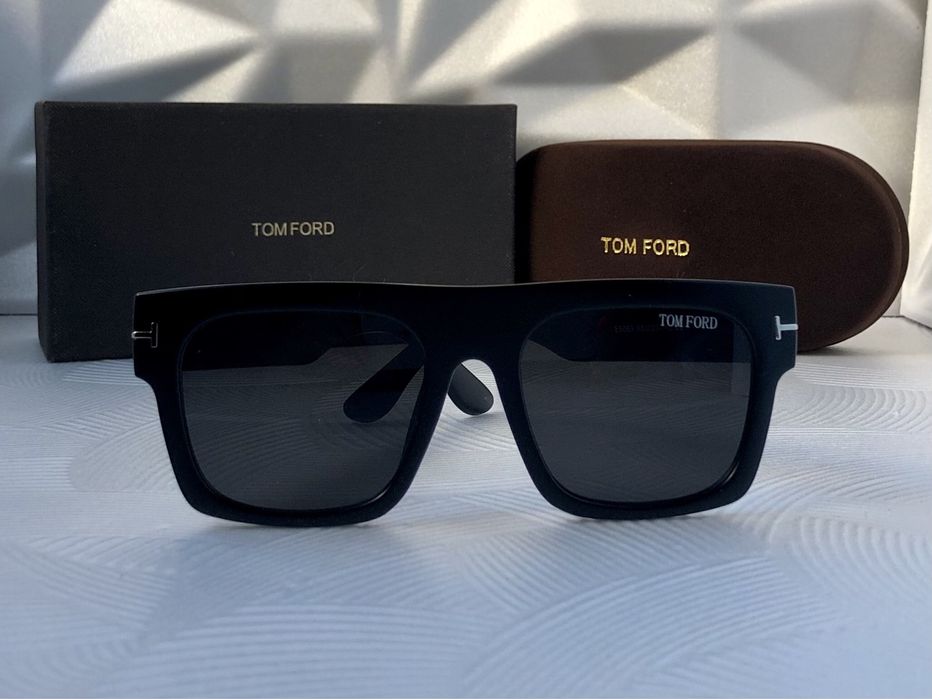 Мъжки слънчеви очила маска