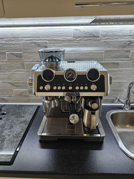 Espressor manual premium De’Longhi La Specialista Maestro EC9865.M