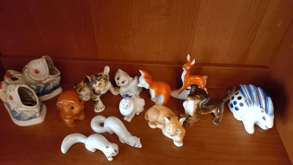 продам фарфоровые статуэтки ссср. анималистика. цены разные. звоните