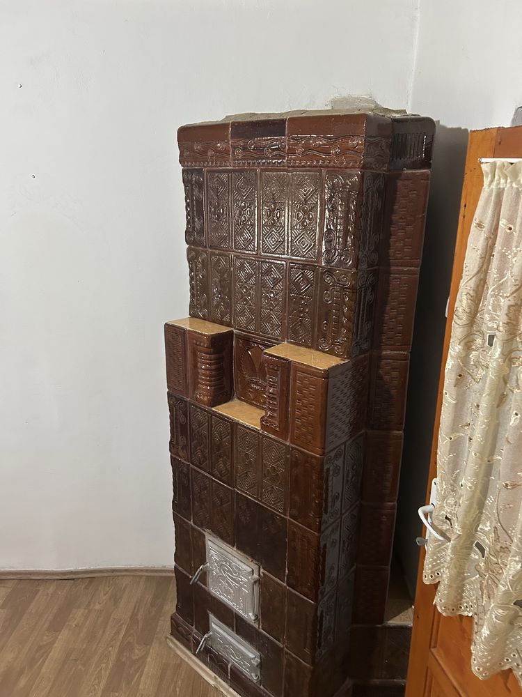 Vand sobă de teracotă pe colț ,stare foarte buna