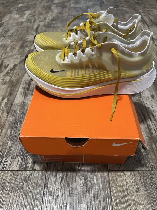 Nike zoom fly SP Dark Citron 42