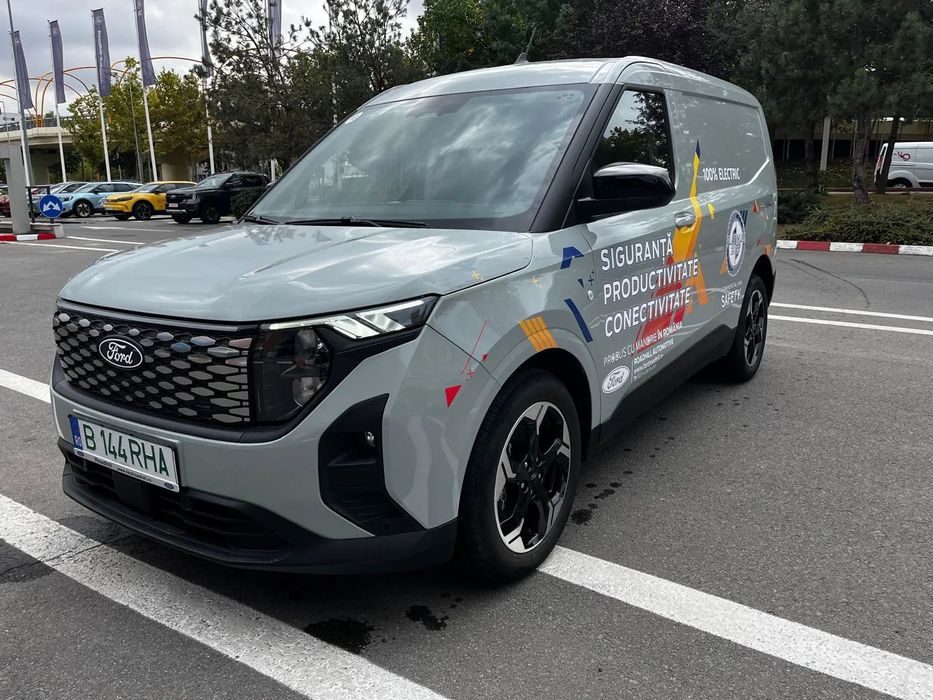 Ford Courier Van Noul Ford Transit Courier Electric