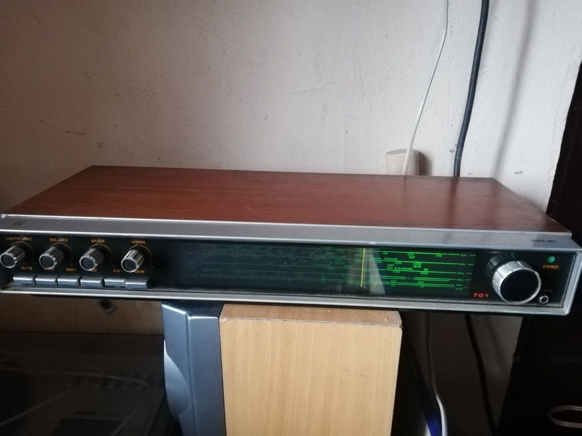 Radio anii 70-80, pick-up Philips și incarcator Bosch 3640 aeg