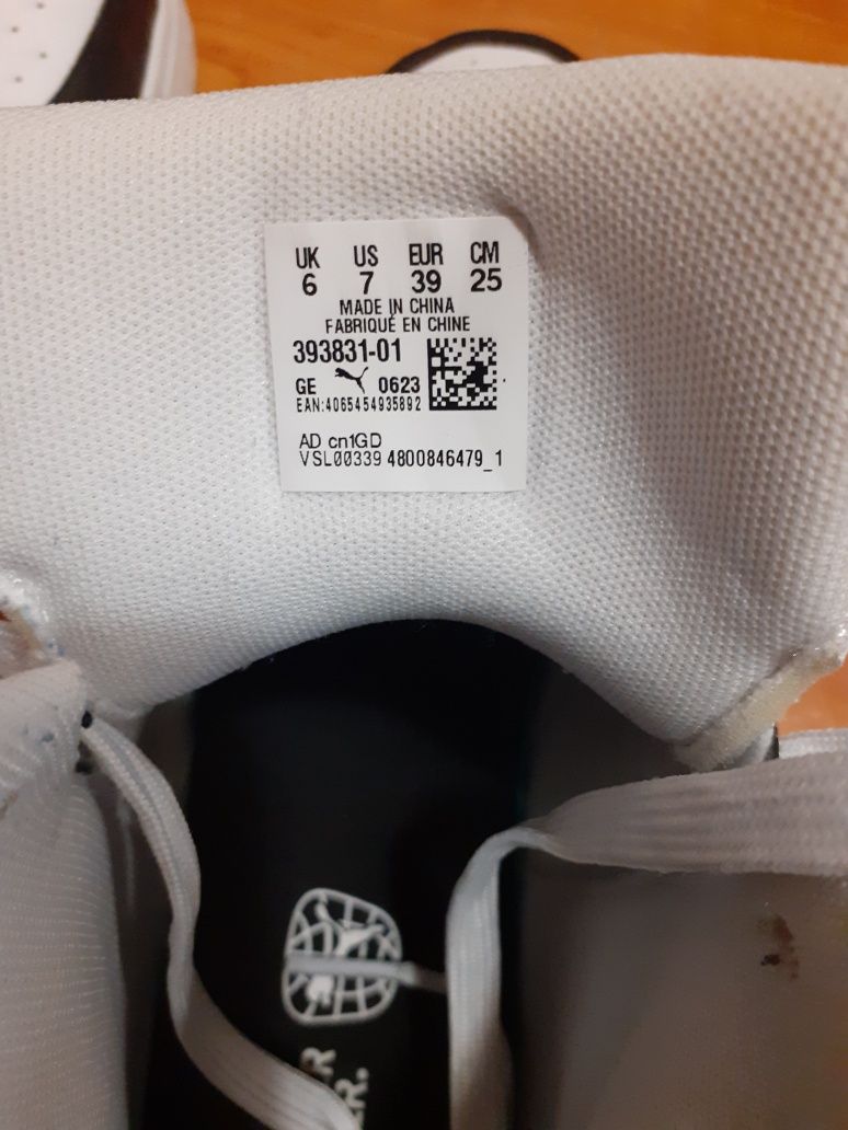 Pantofi Adidasi PUMA unisex mărime 39