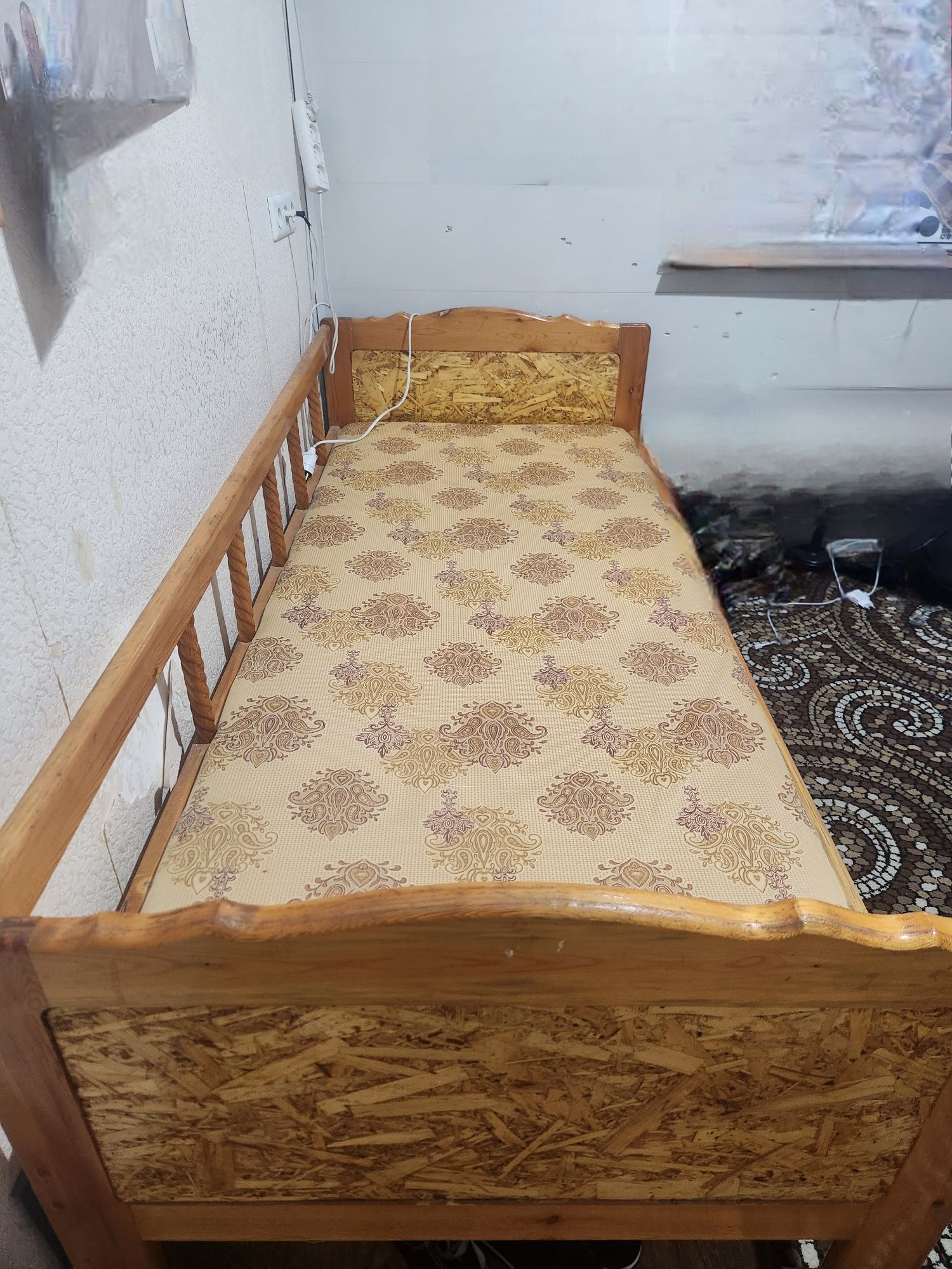 Кровать в отличном состоянии