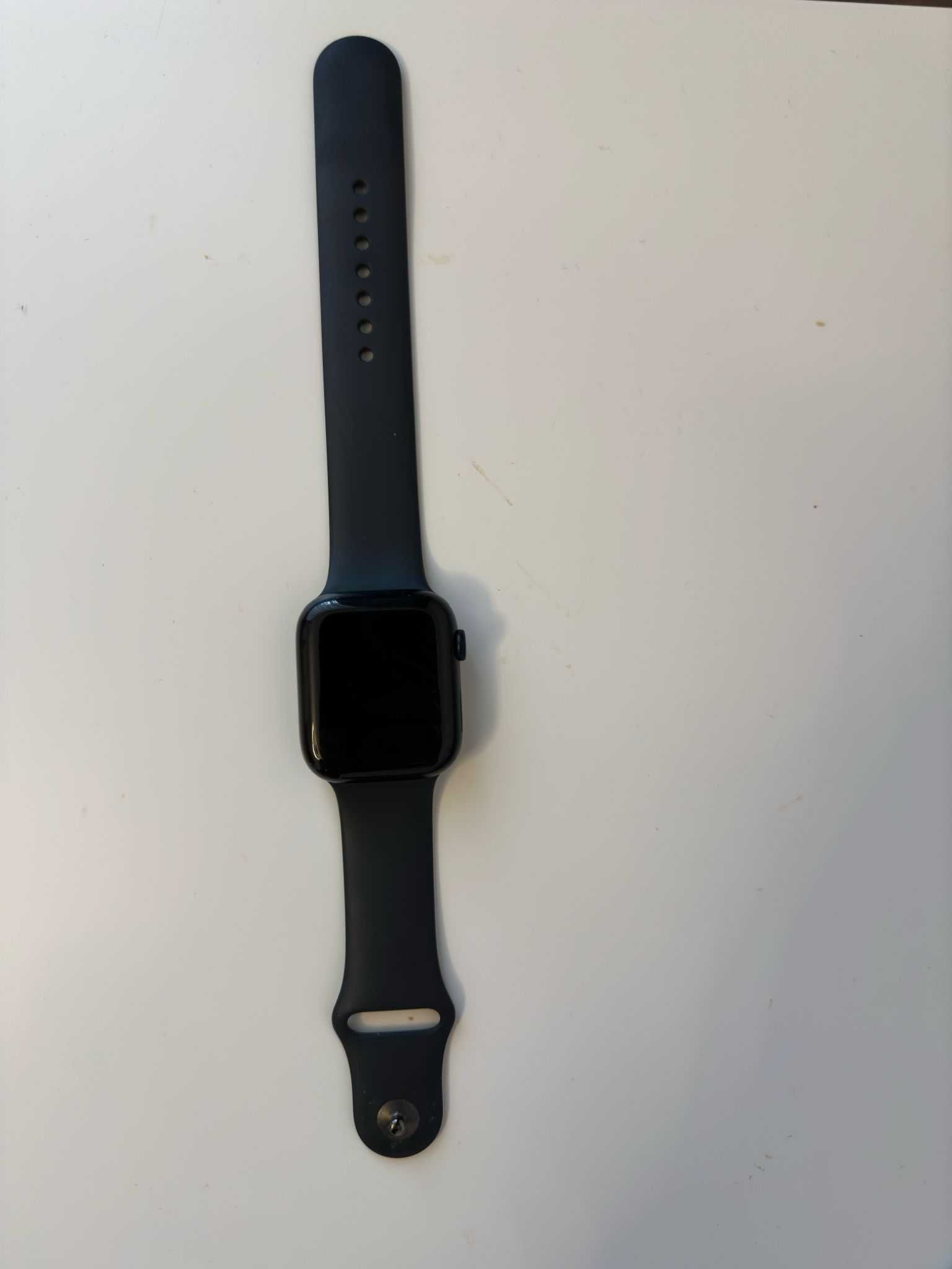 Apple Watch 9, GPS, Midnight Aluminium 45mm, Midnight Sport Band - M/L