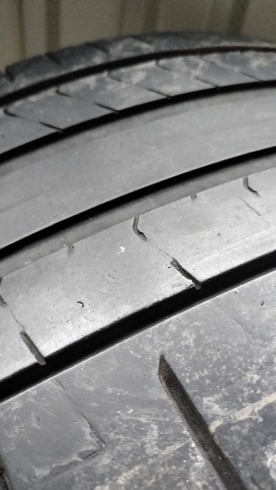 Anvelope 275 40 R20 runflat