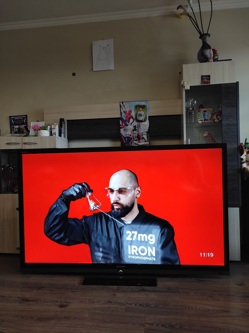 Лед Телевизор SHARP 70 инча 3D