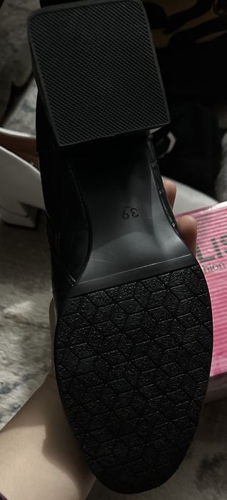 Oyoq kiyim Yangi umuman ishlatilmagan ichlari mexli issiq uteploniy si