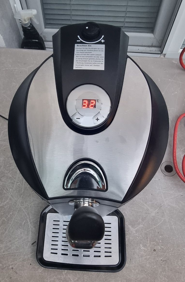 Охладител за бира Klarstein 65w