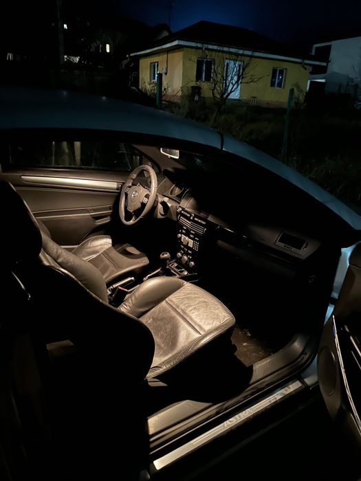 Opel Astra H TwinTop