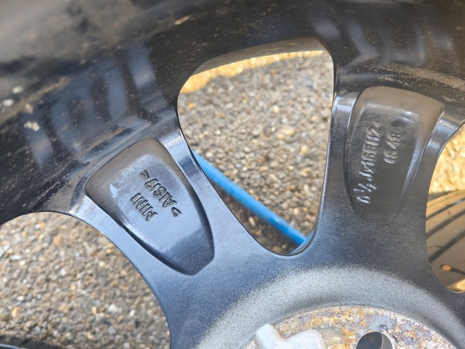 16" оригинални алуминиеви джанти за Mini cooper.