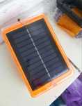 Dispozitiv de alungat pasarile (autonomie acumulator cu panou solar)