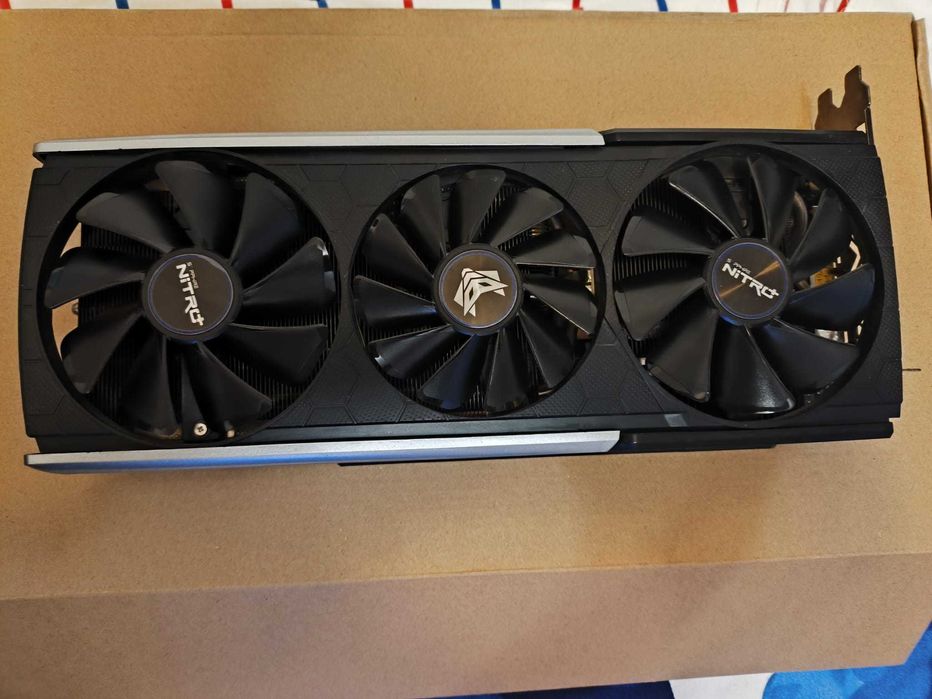 Placa VIDEO RX 5700 XT Sapphire Nitro+ 8GB