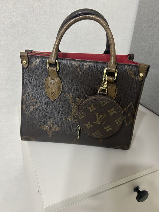 Продам сумку LV 25 см
