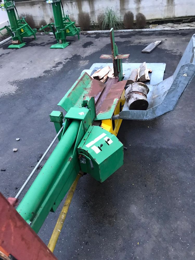 Crapator despicator spargator lemne  30 t tone orizontal Stockmann