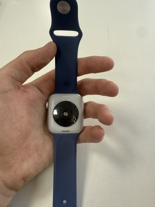 Apple watch se2 44mm