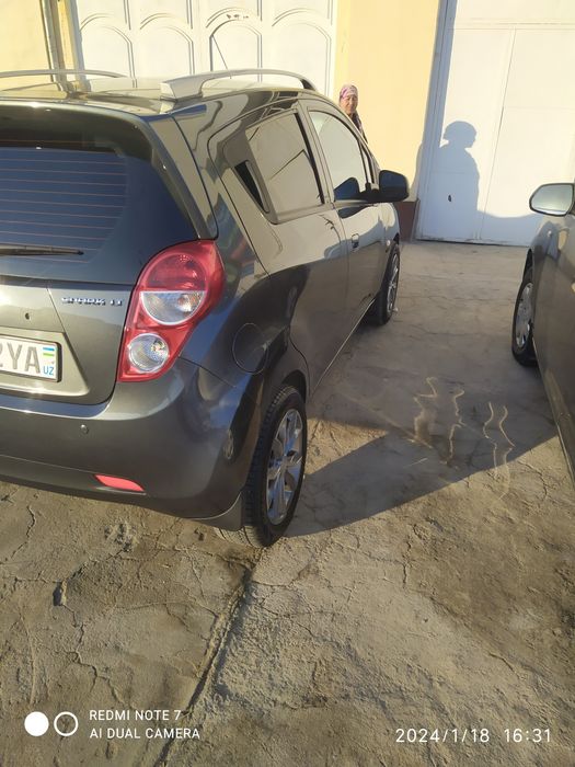 Spark xoroshom sostayani