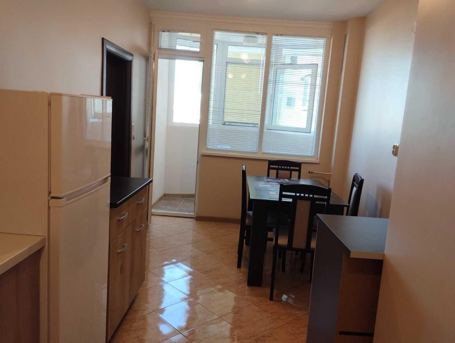 Дава се под наем Тристаен апартамент в София, Полигона - 100 кв.м за 800 € - Снимка #2