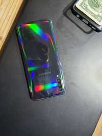 Samsung A50 holati yaxshi pul zarur