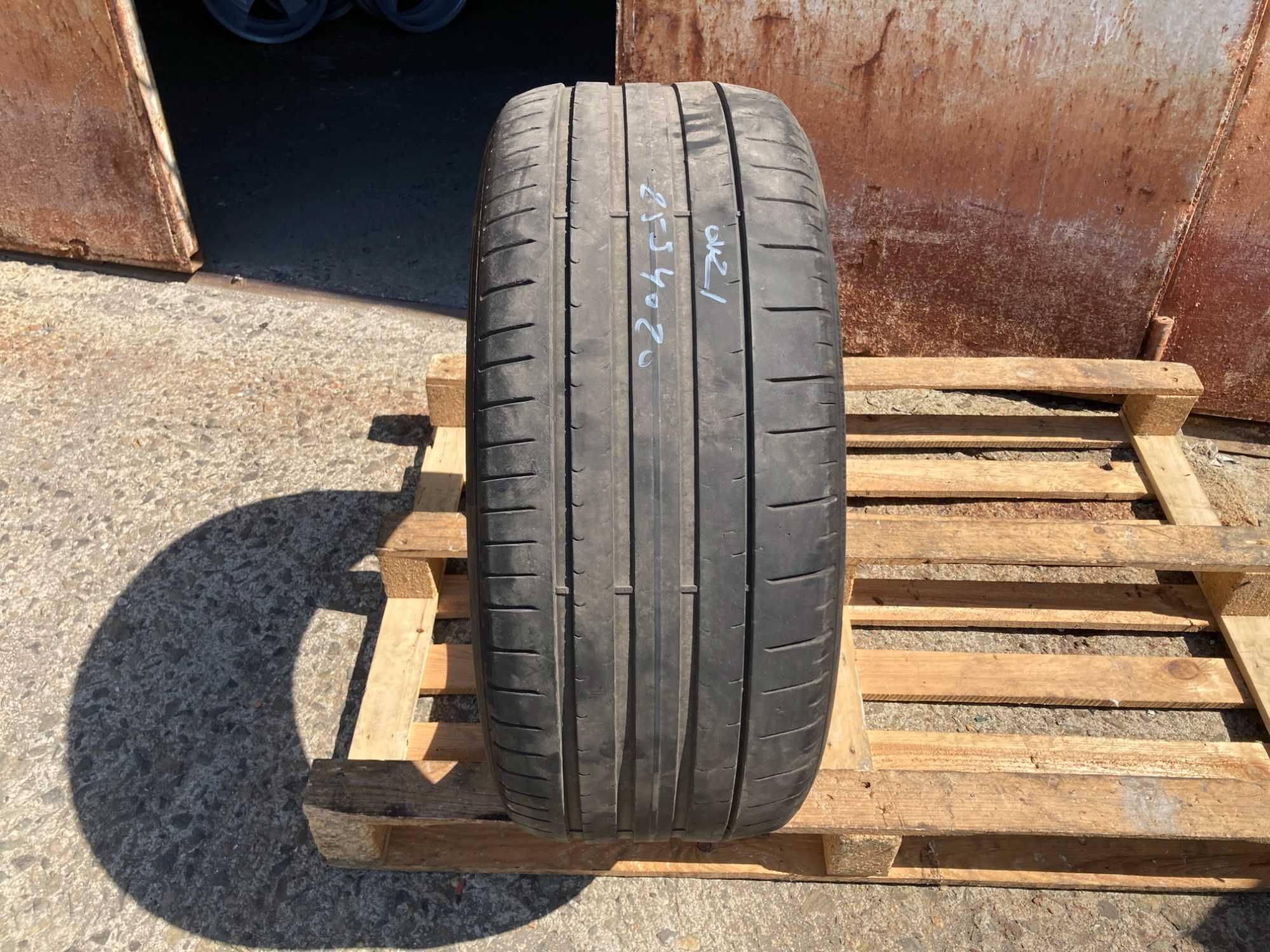 255/40/20 Pirelli P Zero 2021г 3,5мм AO1 Единичка Проверена