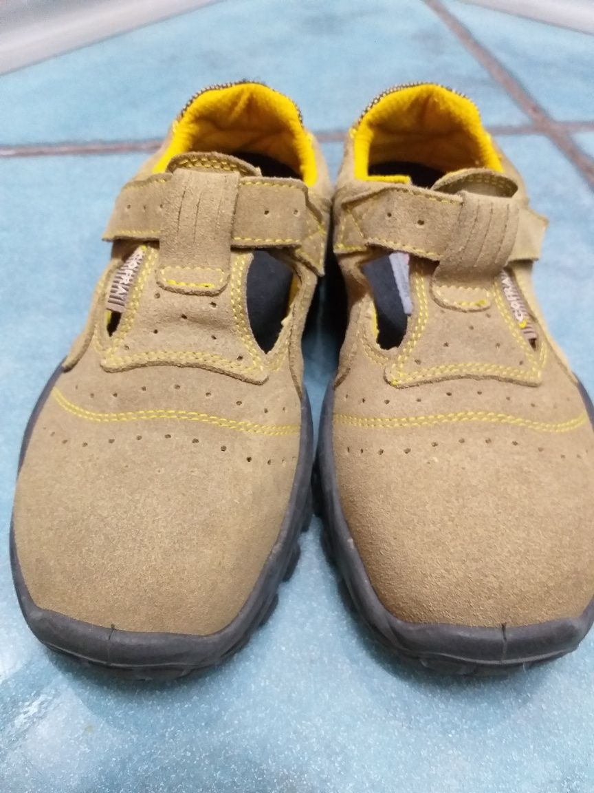 Летни работни/защитни обувки   Cofra