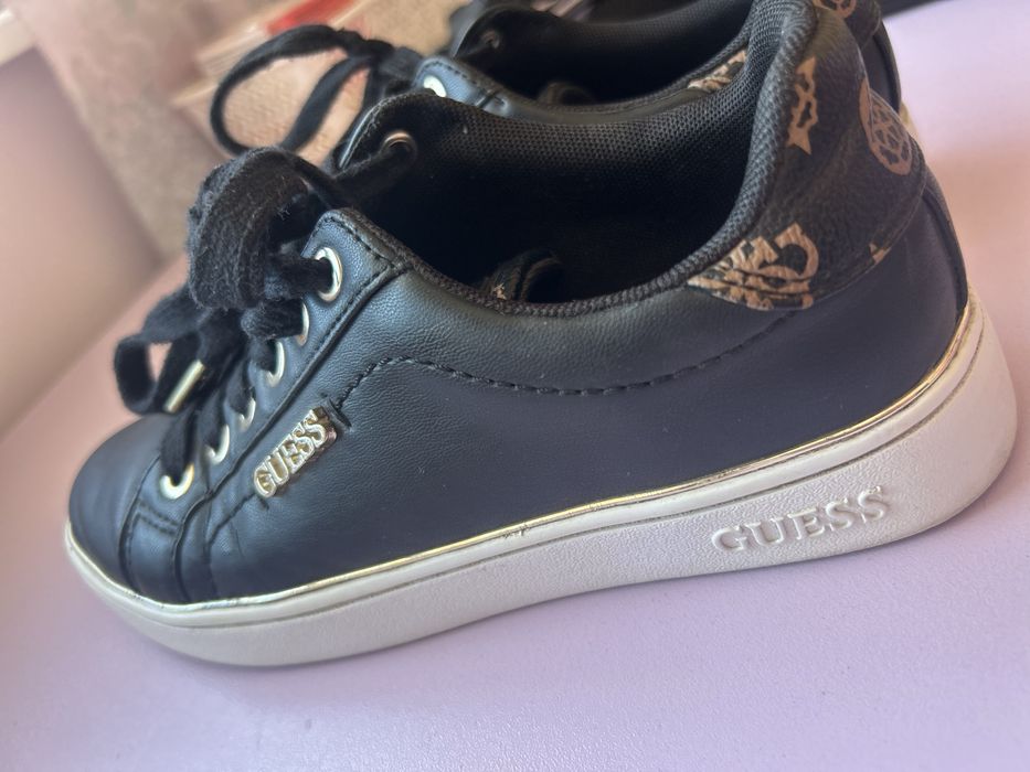 Guess обувки кецове