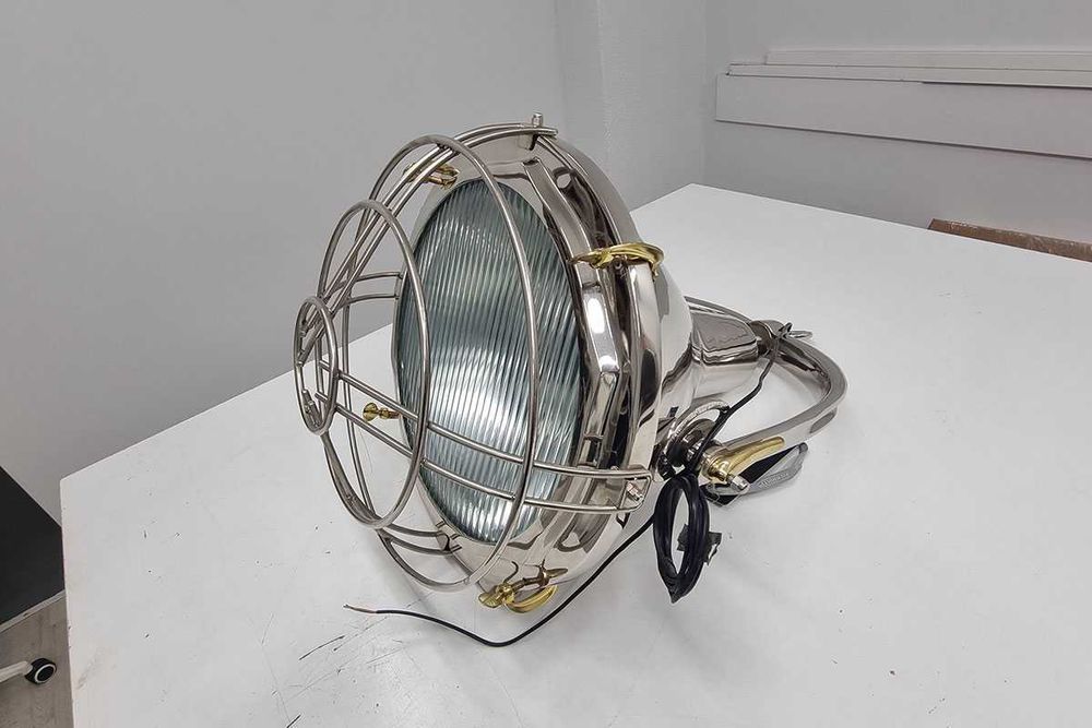 Разпродажба - Метален висящ пендел с индустриален дизайн