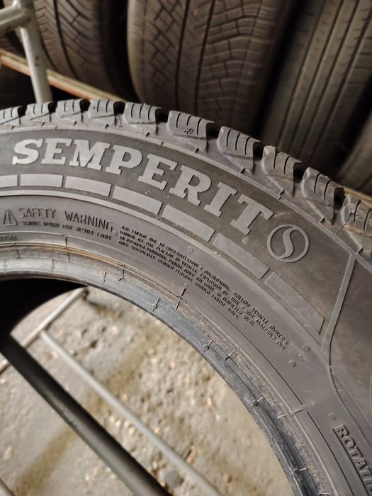 215/65 R16C Semperit Van-Grip de iarnă M+S 2822