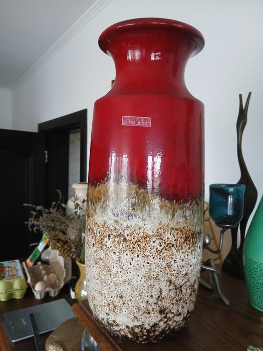 Va din porțelan,tehnica Fat Lava,40 cm.