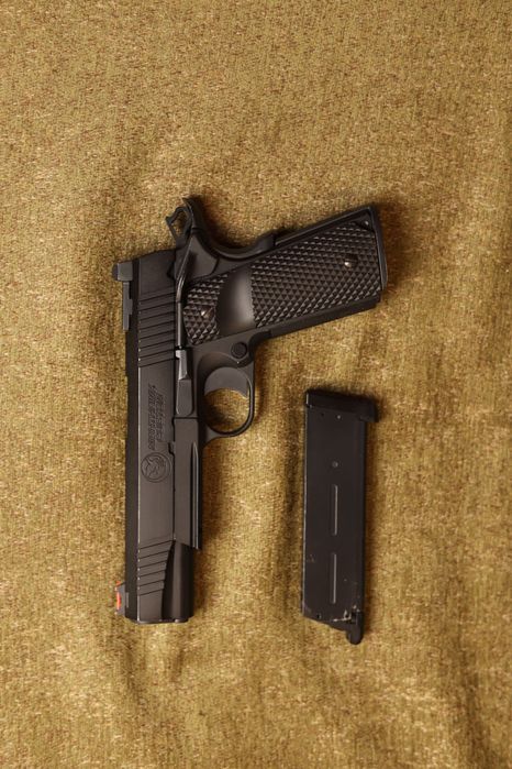 Еърсофт пистолет Nighthawk Customs War Hawk