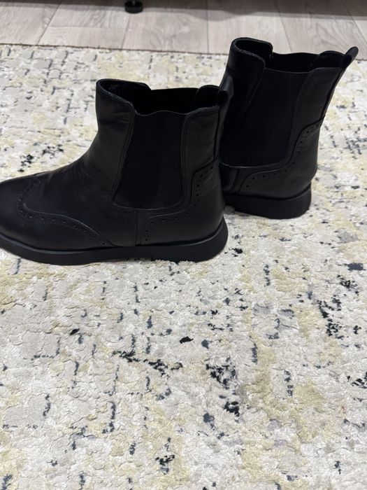 Женская обувь , состояние новое ( челси)