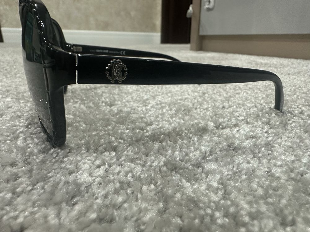Vand ochelari de soare roberto cavalli