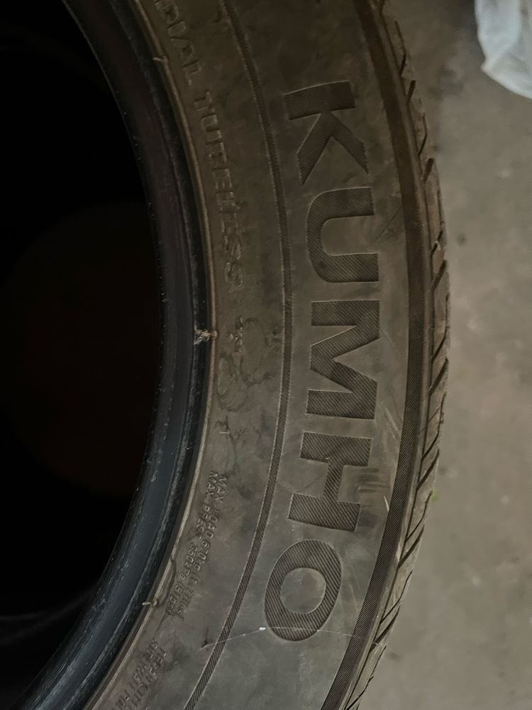 Шины R 17  3 штук