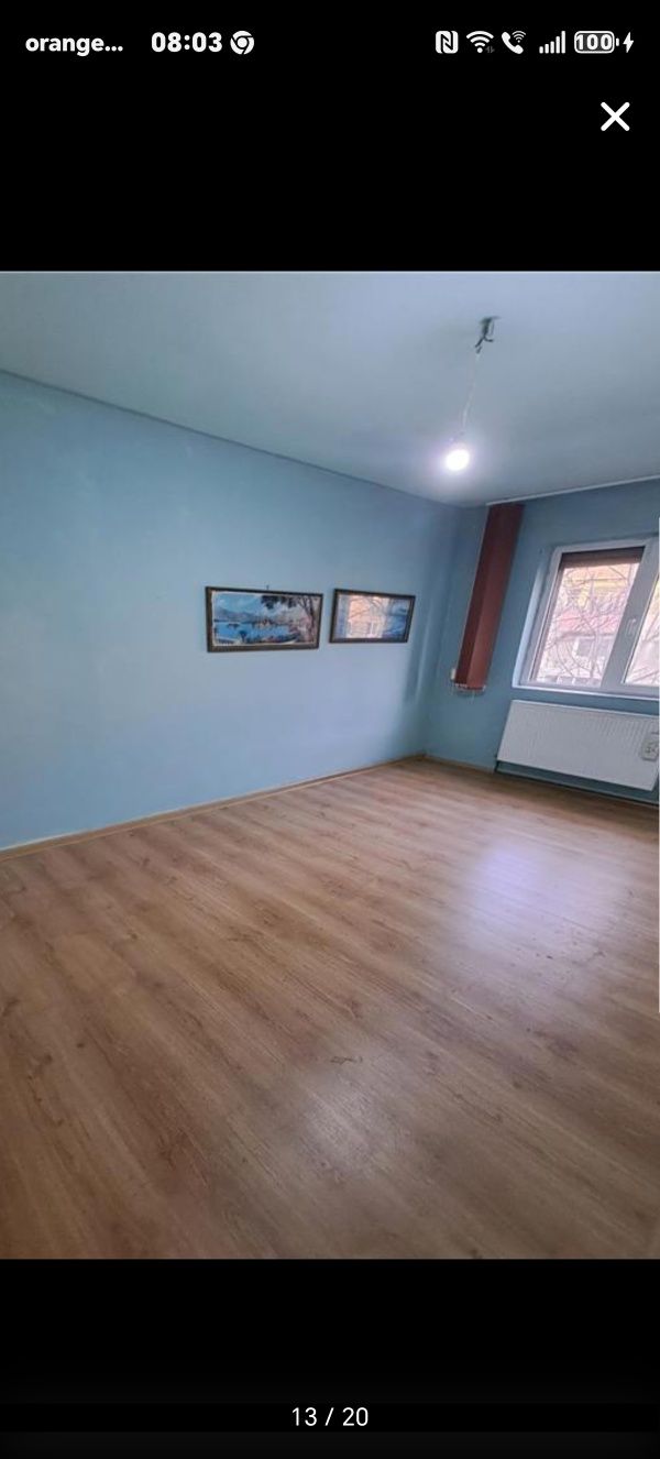 Vând ap 4 camere