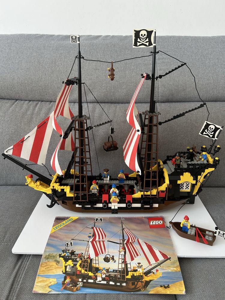 Lego Pirates Black Seas Barracuda (Dark Shark) 6285