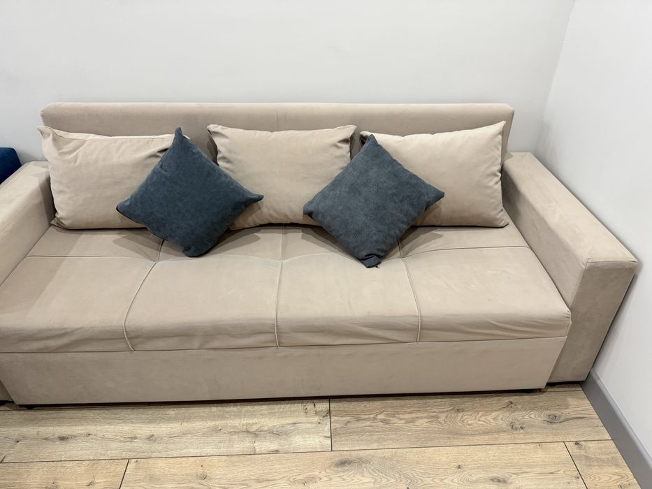 Продам 2 дивана в хорошем состоянии чистый