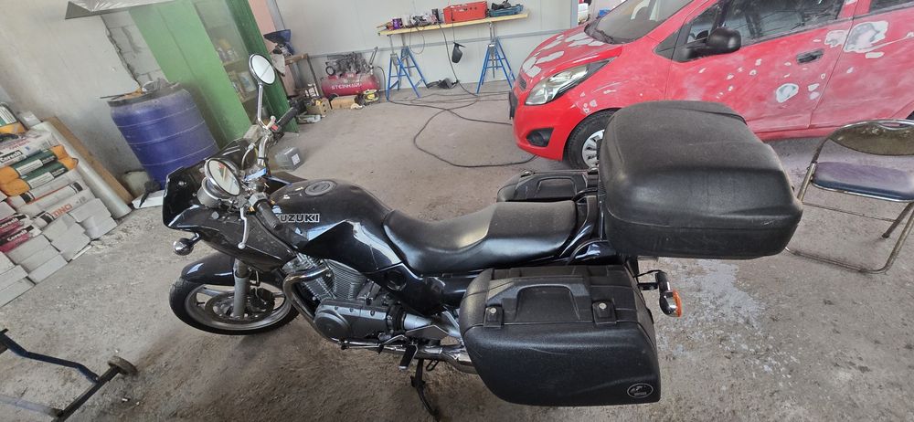 Vând Suzuki VX800/FARA SCHIMB!