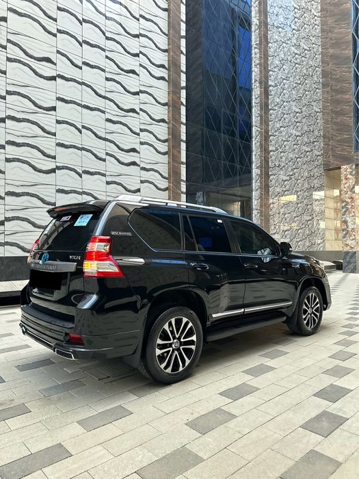 Tayota Land Cruiser Prado 150