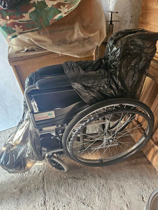 Инвалидное кресло