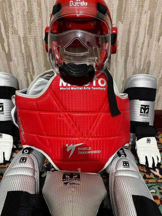 Комплект экипировки для тхэквондо (детский, размер XS, 8–10 лет)