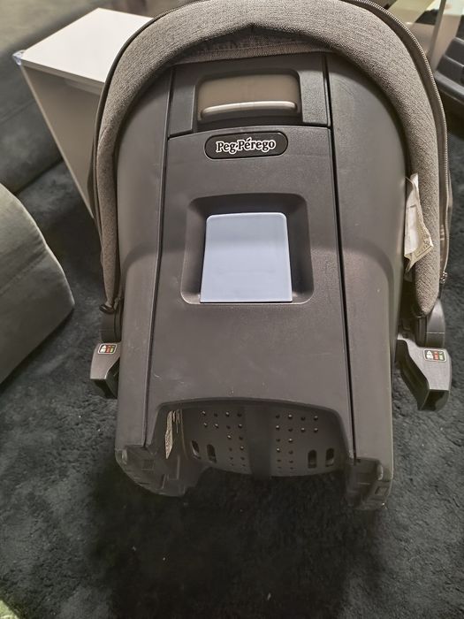 Столче за кола Peg-Perego + ISOFIX до 13 кг.