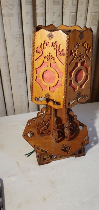 Vând veioza artizanala