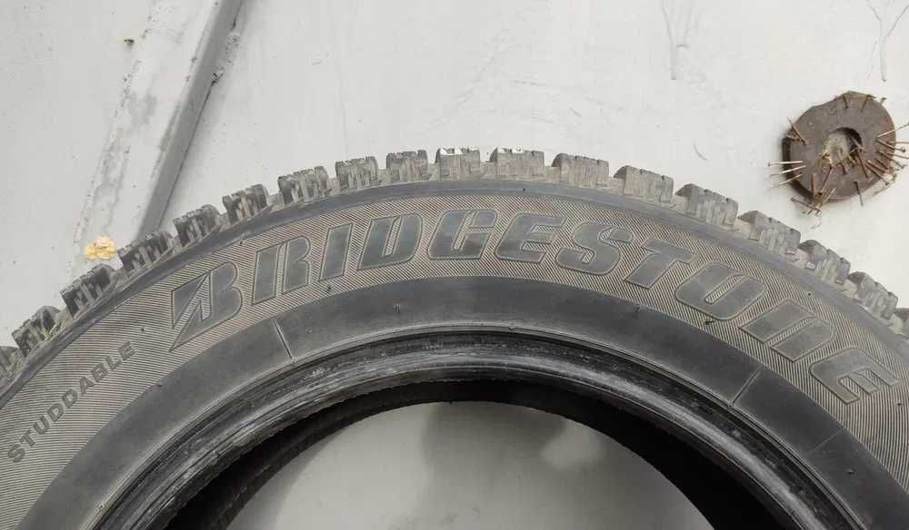 Зимние шипованные шины Bridgestone Ice Cruiser 195/65R15 (Japan), б/у