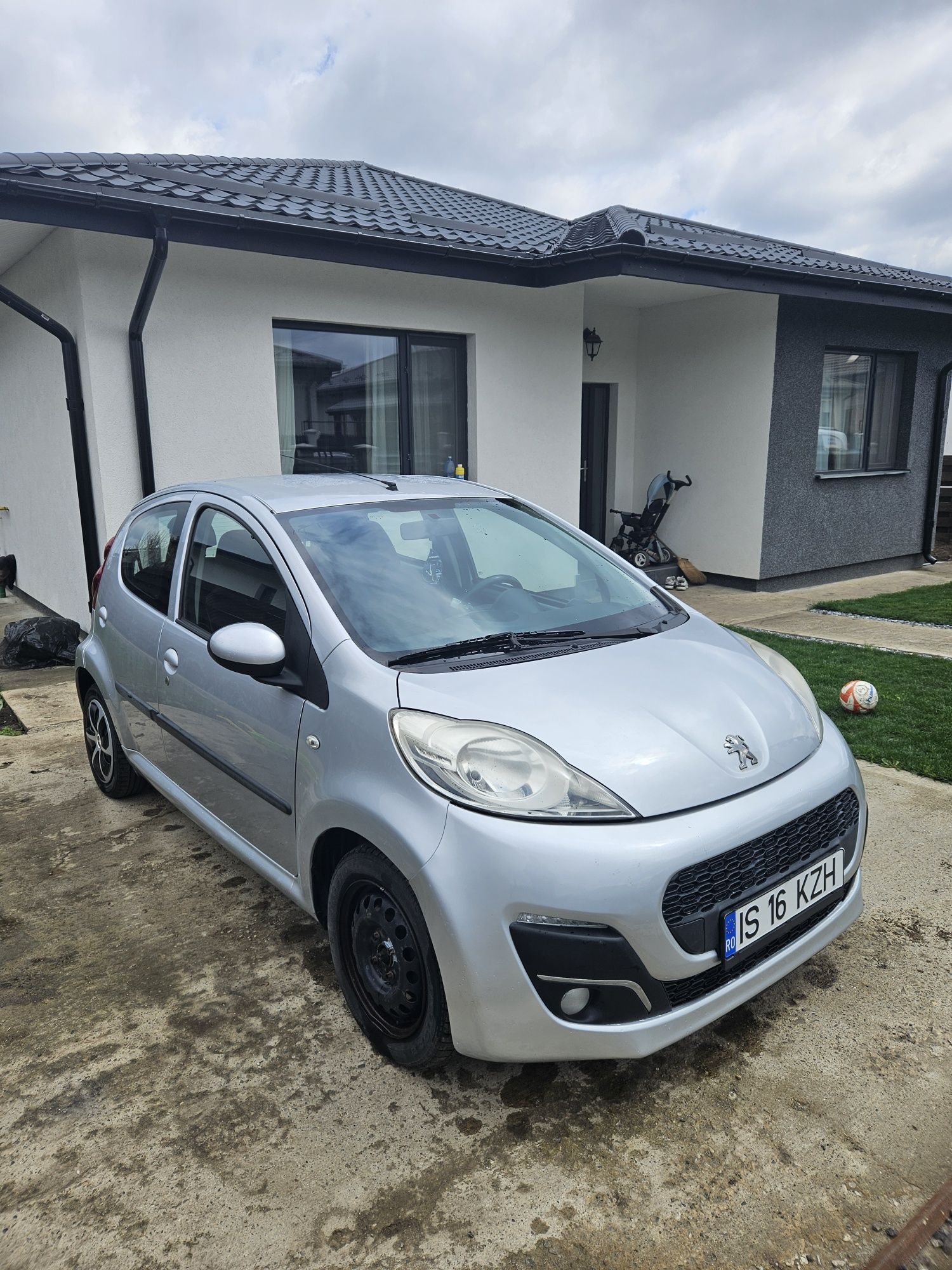 Peugeot 107 benzina 1.0
