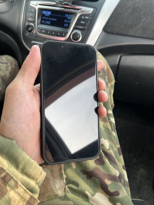 Айфон 13 сатылады емкость 89 кок цвет………