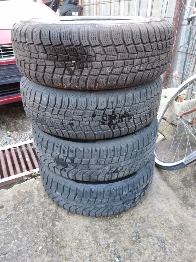 Зимни гуми с железни джанти 15 5х100