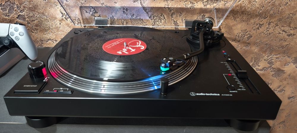Грамофон Audio-Technica AT-LP120XBT