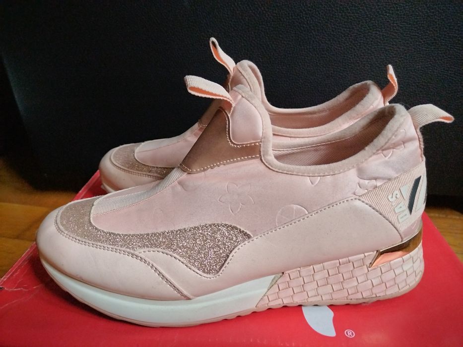 Супер готини маратонки